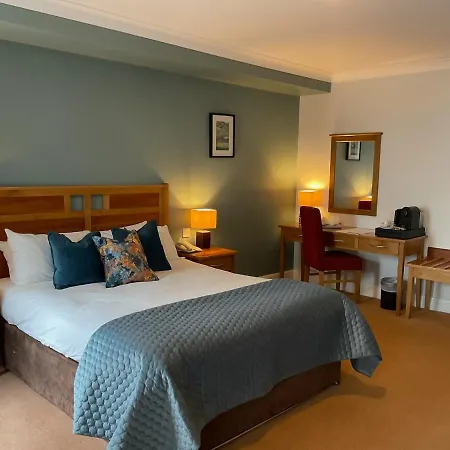 Hotel Newport Отель