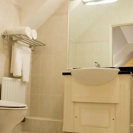 Ξενοδοχείο Hotel Newport