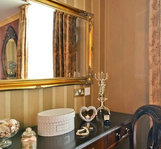 Hotel Newport Отель Ньюпорт