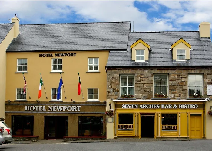 Отель Hotel Newport 3*